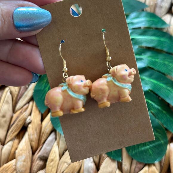 Vintage Jewelry - BOGO FREE VTG PIG PIGGY EARRINGS